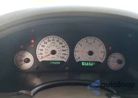 2005 Chrysler Town & Country Touring из США, поврежденный, VIN 2C4GP54L85R351697